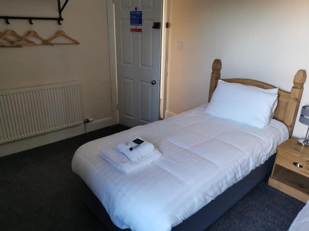 Mair'S Hotel Bridgend  Exterior photo